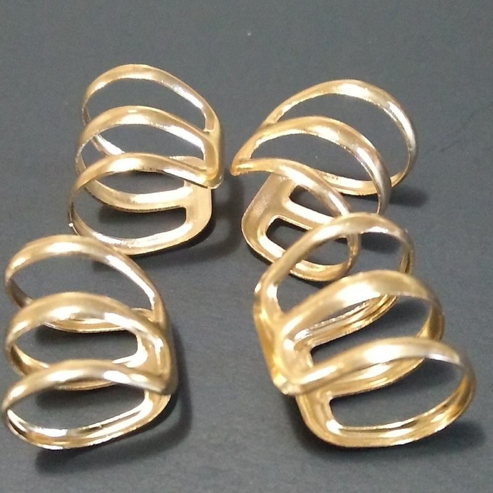 Exclusive Hot 2019 Gold Plated Sexy Ear Cuff Set - Picture 2 of 4